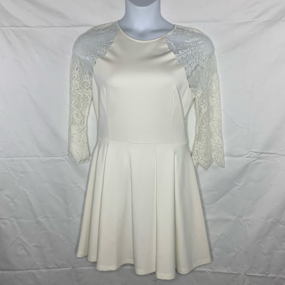 White Long Sleeve Laced Dress